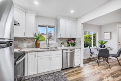 1729 S Columbian Way , Seattle, WA 98108 - Photo 11