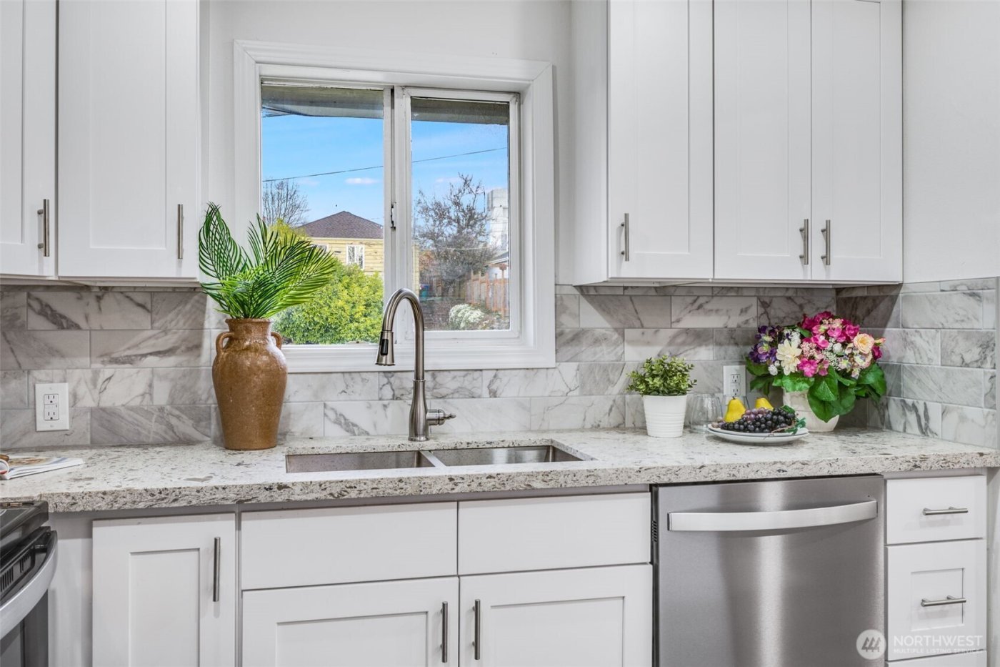 1729 S Columbian Way , Seattle, WA 98108