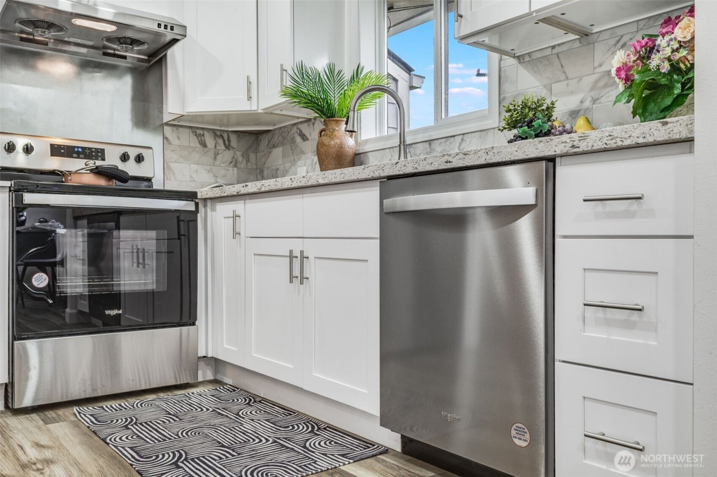 1729 S Columbian Way , Seattle, WA 98108