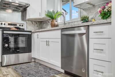 1729 S Columbian Way , Seattle, WA 98108 - Photo 14