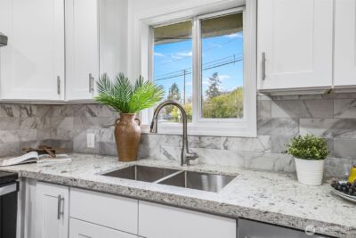 1729 S Columbian Way , Seattle, WA 98108 - Photo 16