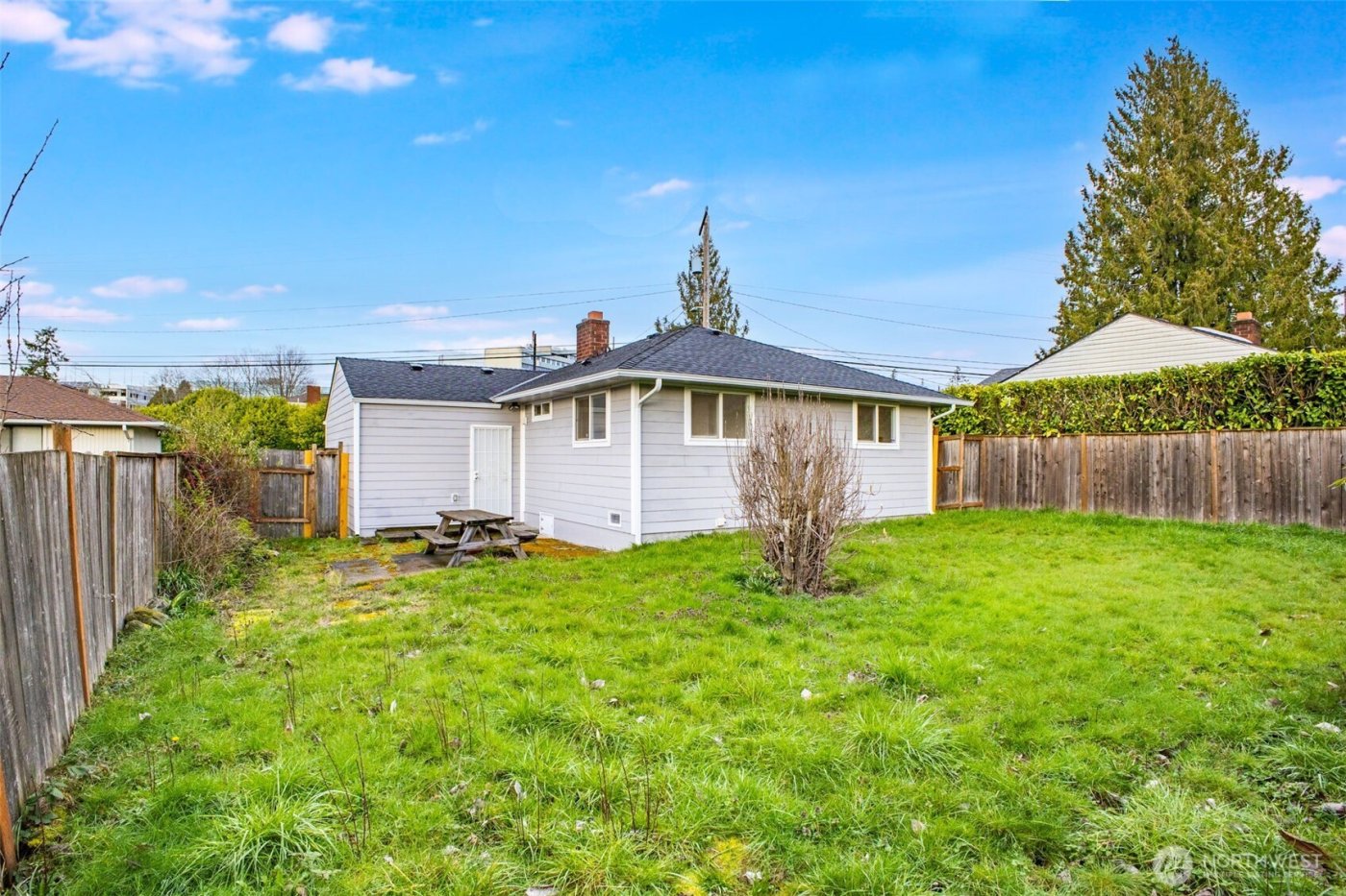 1729 S Columbian Way , Seattle, WA 98108