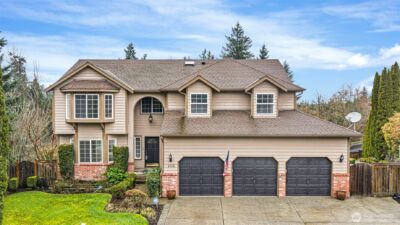 1932 S 370th Court , Federal Way, WA 98003
