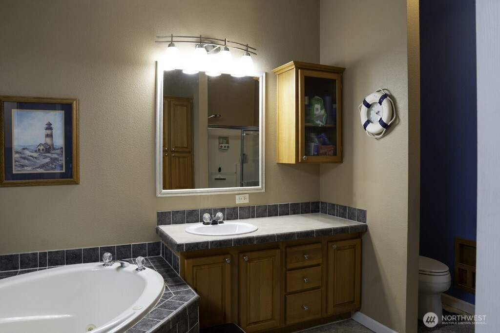 21903 SE 279th Lane , Maple Valley, WA 98038