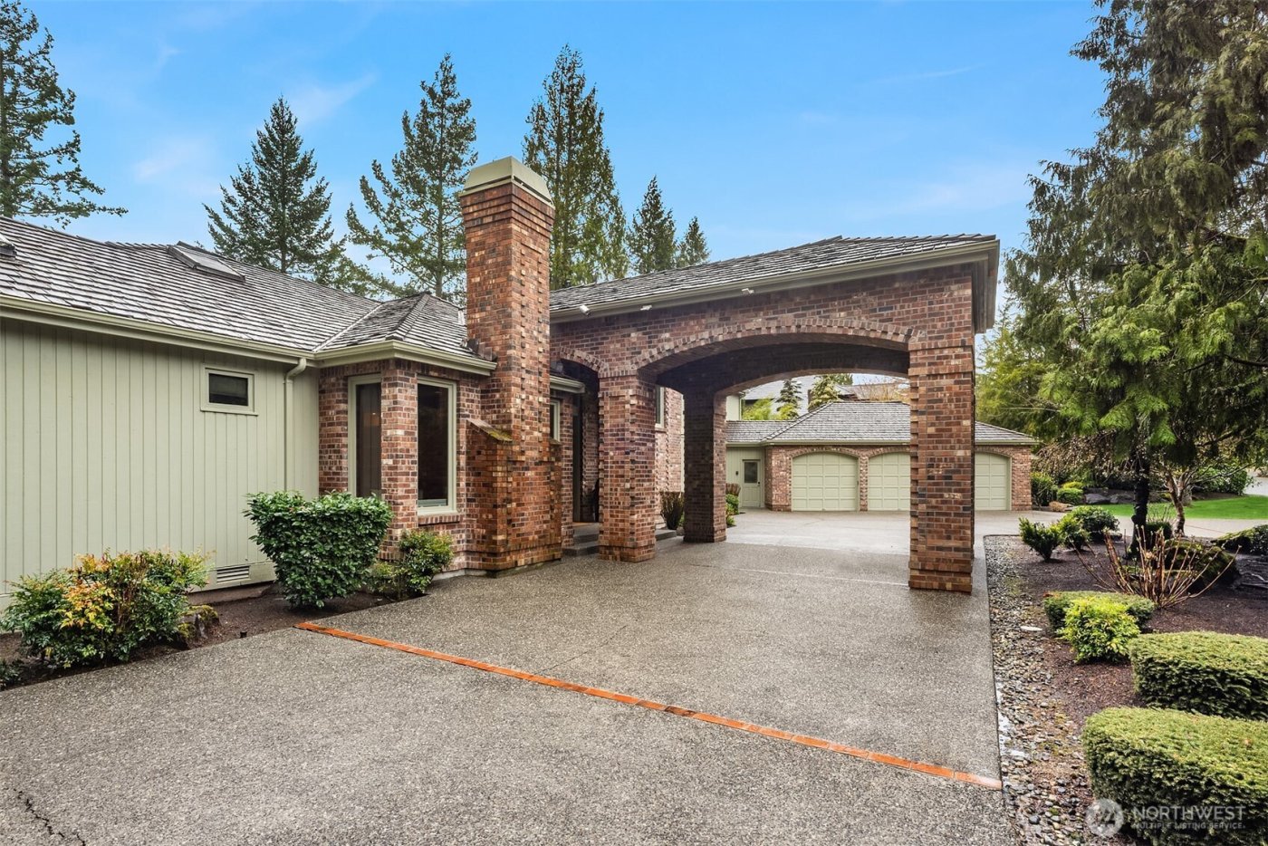 26319 NE 34th Street , Redmond, WA 98053