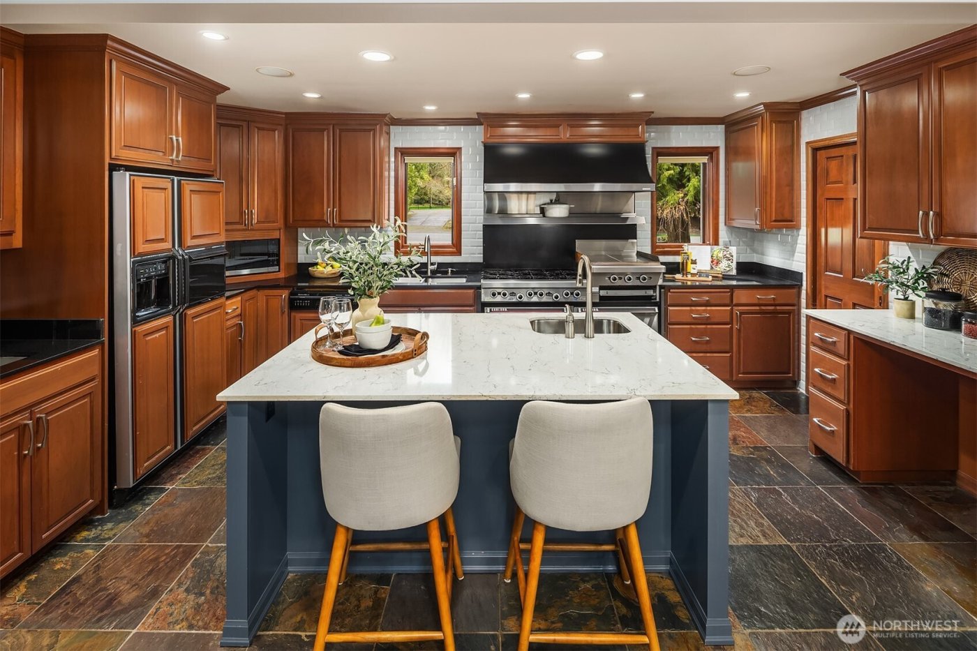 26319 NE 34th Street , Redmond, WA 98053