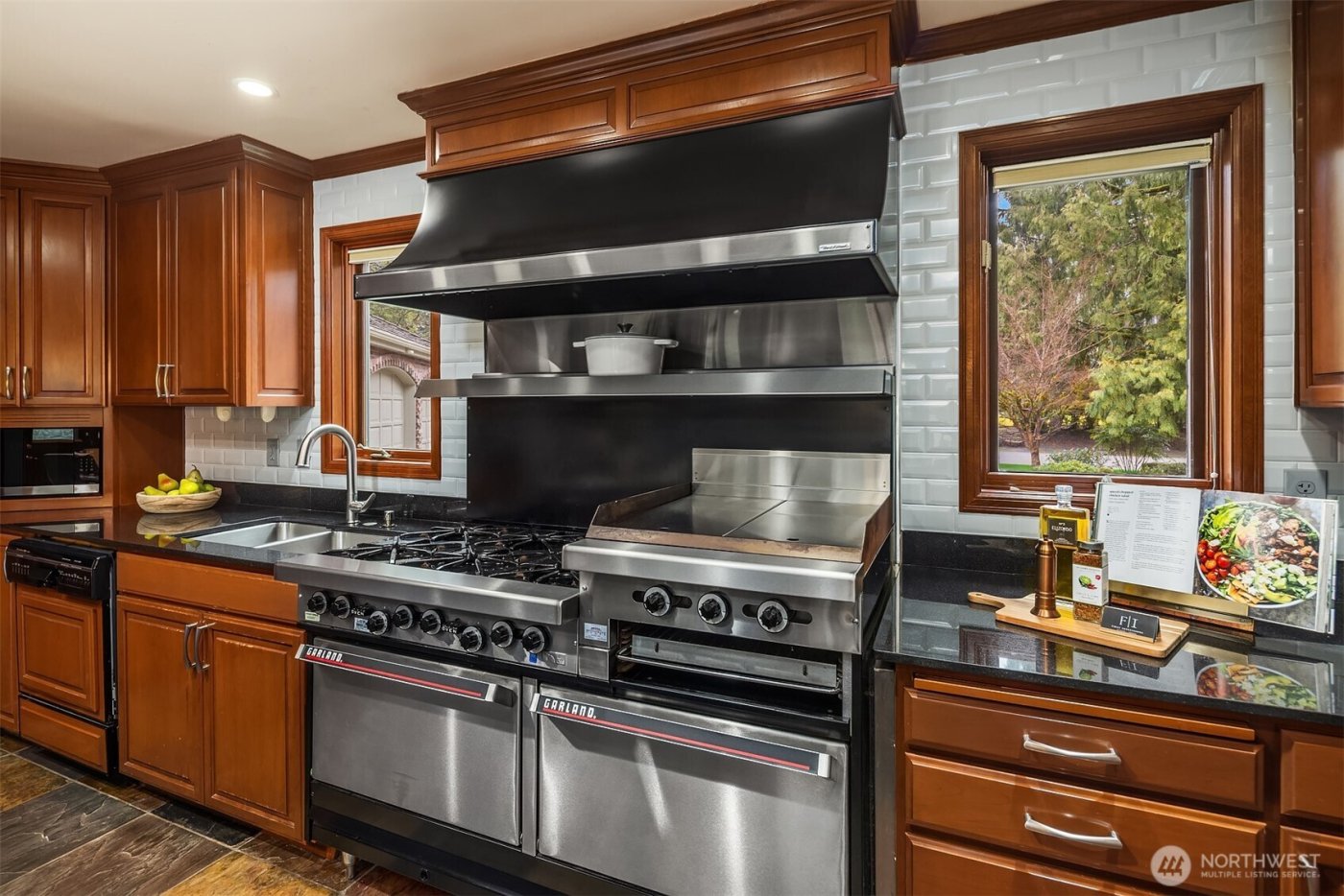 26319 NE 34th Street , Redmond, WA 98053