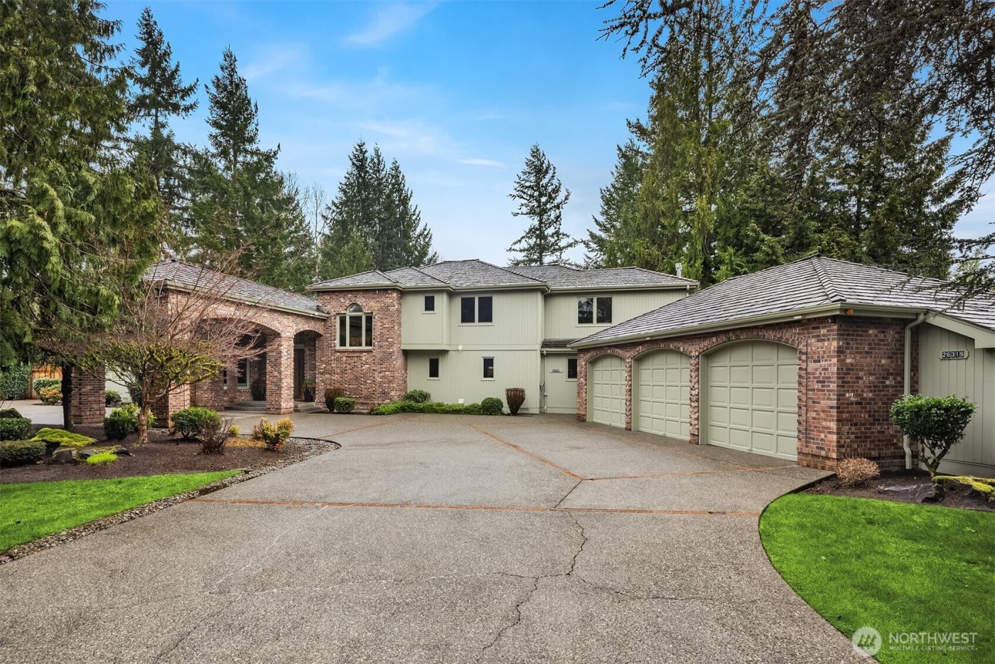 26319 NE 34th Street , Redmond, WA 98053