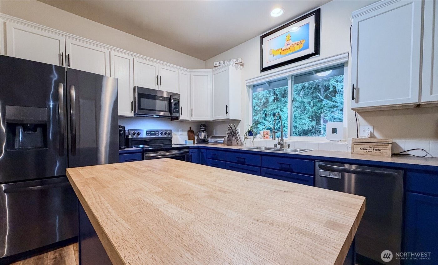 6503 NW Bondale Lane , Silverdale, WA 98383