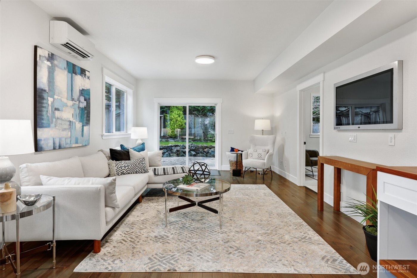 730 N 87th Street , Seattle, WA 98103