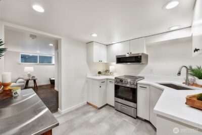730 N 87th Street , Seattle, WA 98103 - Photo 27