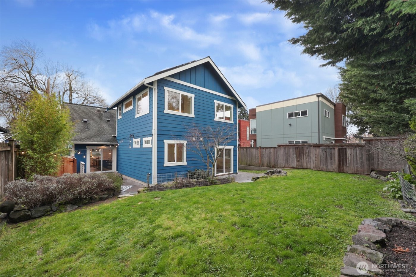 730 N 87th Street , Seattle, WA 98103