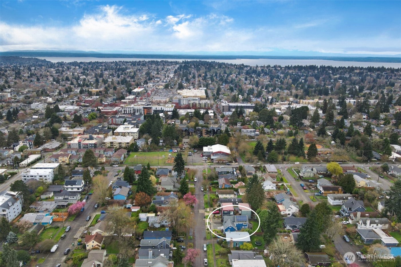 730 N 87th Street , Seattle, WA 98103