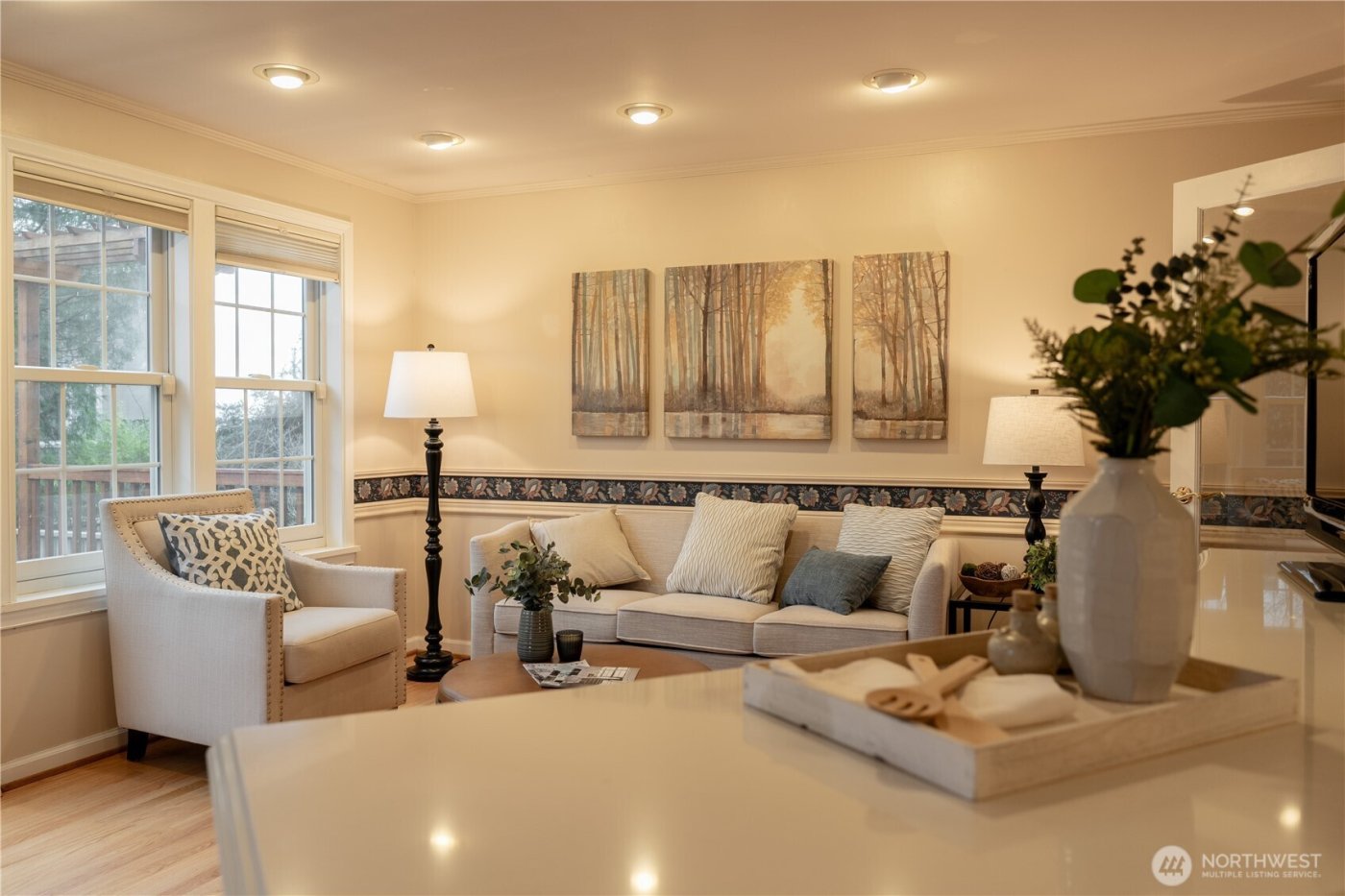 7046 55th Avenue NE, Seattle, WA 98115