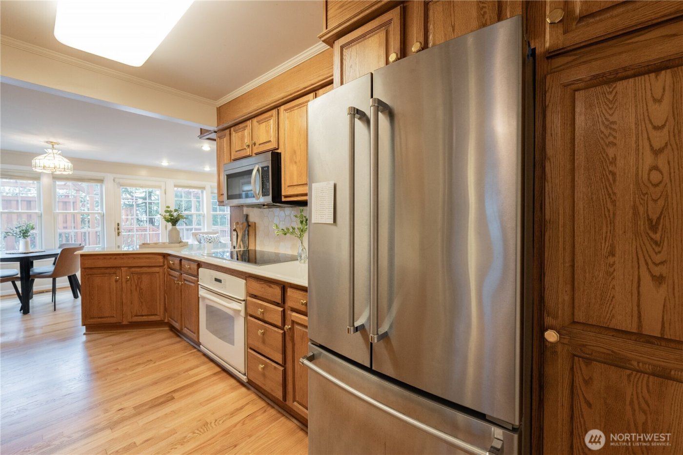 7046 55th Avenue NE, Seattle, WA 98115