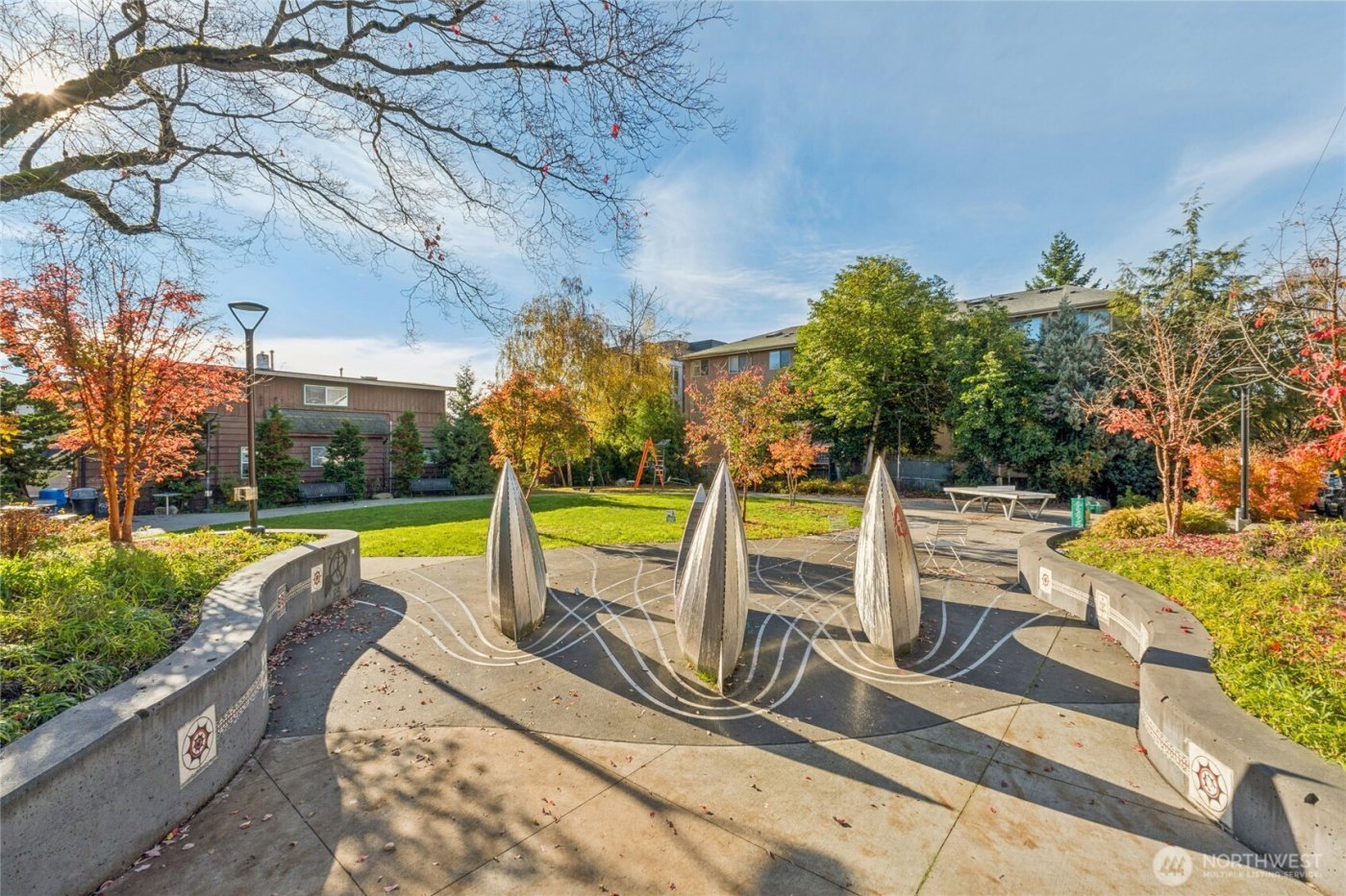 905 NE 43rd Street #108, Seattle, WA 98105