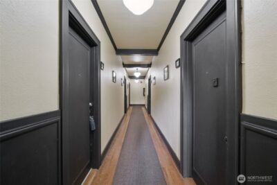 905 NE 43rd Street #108, Seattle, WA 98105 - Photo 4