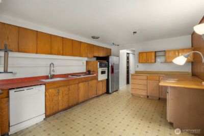 1071 158th Place SE, Bellevue, WA 98008 - Photo 14