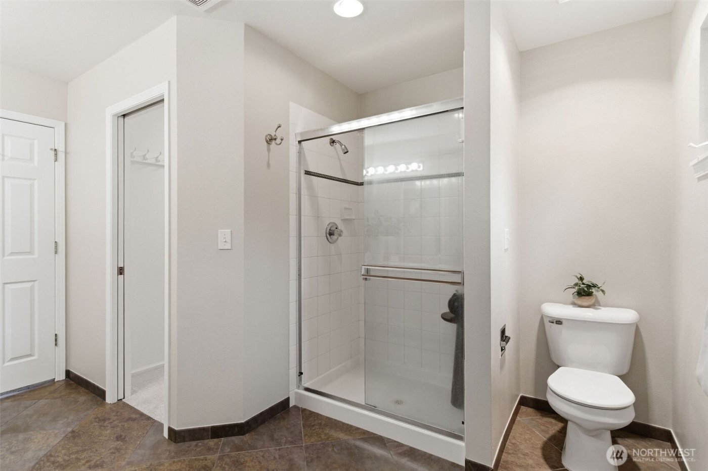 1425 SW 13th Place , North Bend, WA 98045