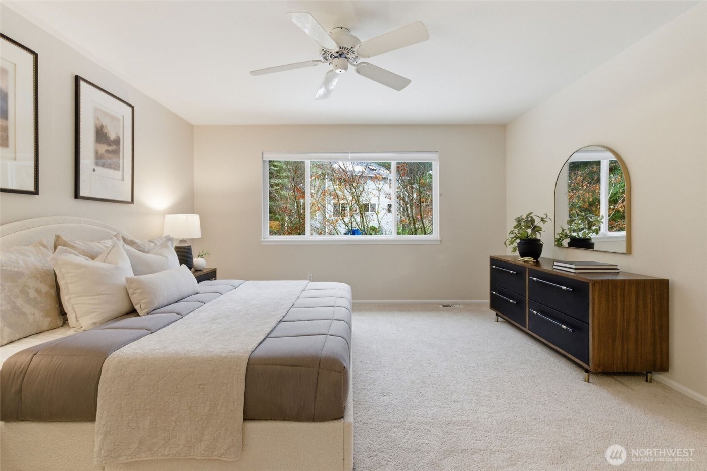 1425 SW 13th Place , North Bend, WA 98045