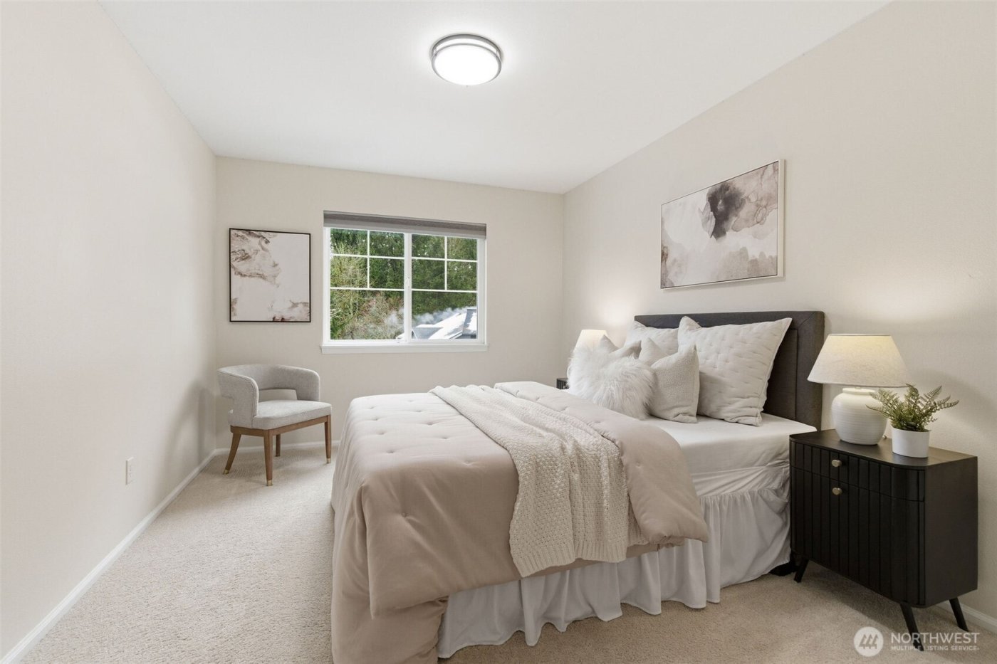 1425 SW 13th Place , North Bend, WA 98045