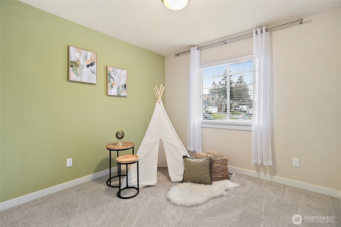 26621 106th Avenue SE, Kent, WA 98030-7651