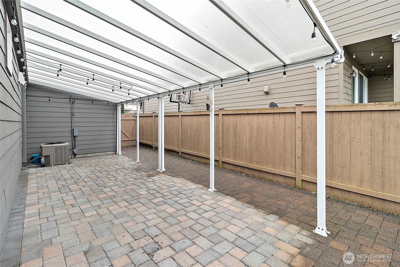 26621 106th Avenue SE, Kent, WA 98030-7651