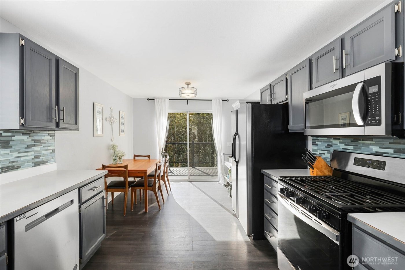 13701 SE 275th Place , Kent, WA 98042