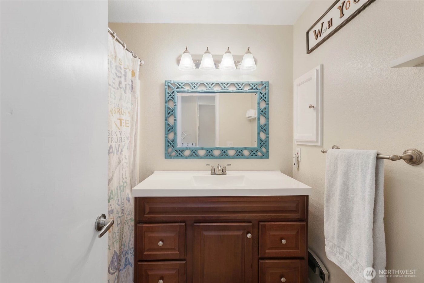 13701 SE 275th Place , Kent, WA 98042