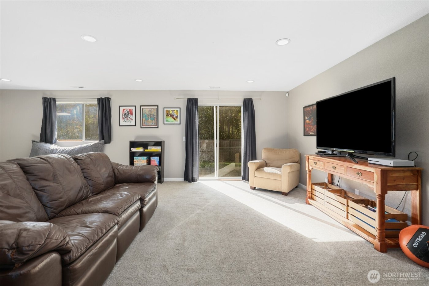 13701 SE 275th Place , Kent, WA 98042