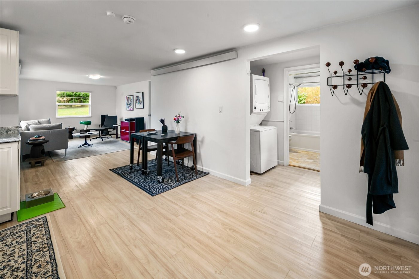 11009 Asta Lane SW, Vashon, WA 98070-3069