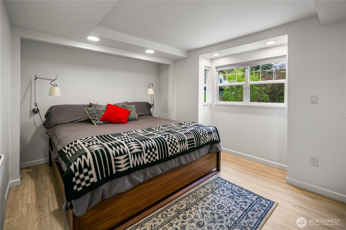 11009 Asta Lane SW, Vashon, WA 98070-3069