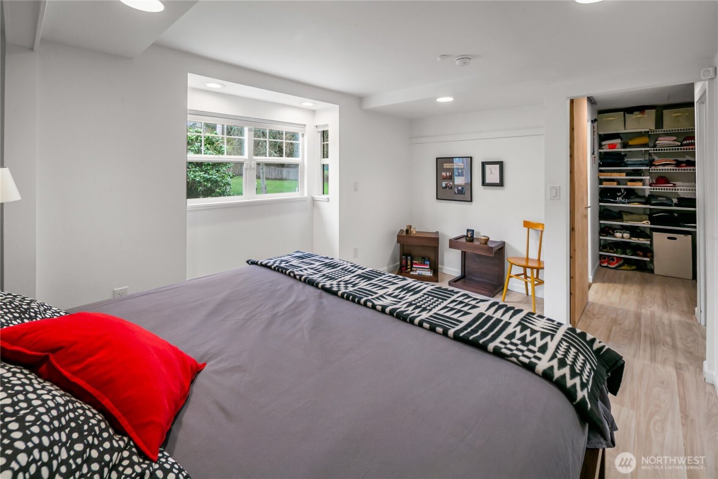 11009 Asta Lane SW, Vashon, WA 98070-3069