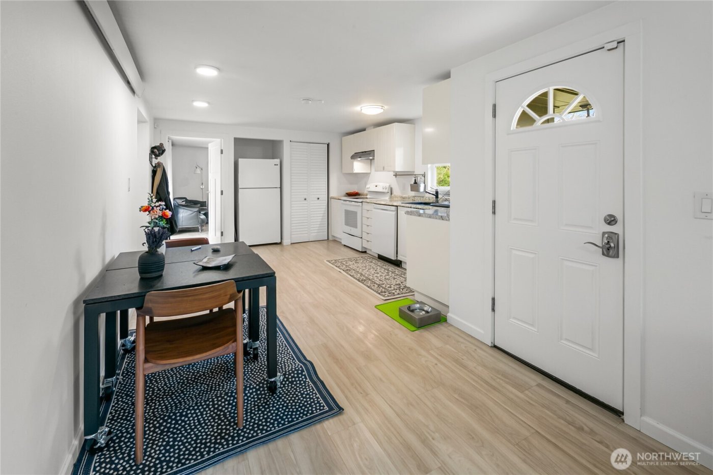 11009 Asta Lane SW, Vashon, WA 98070-3069