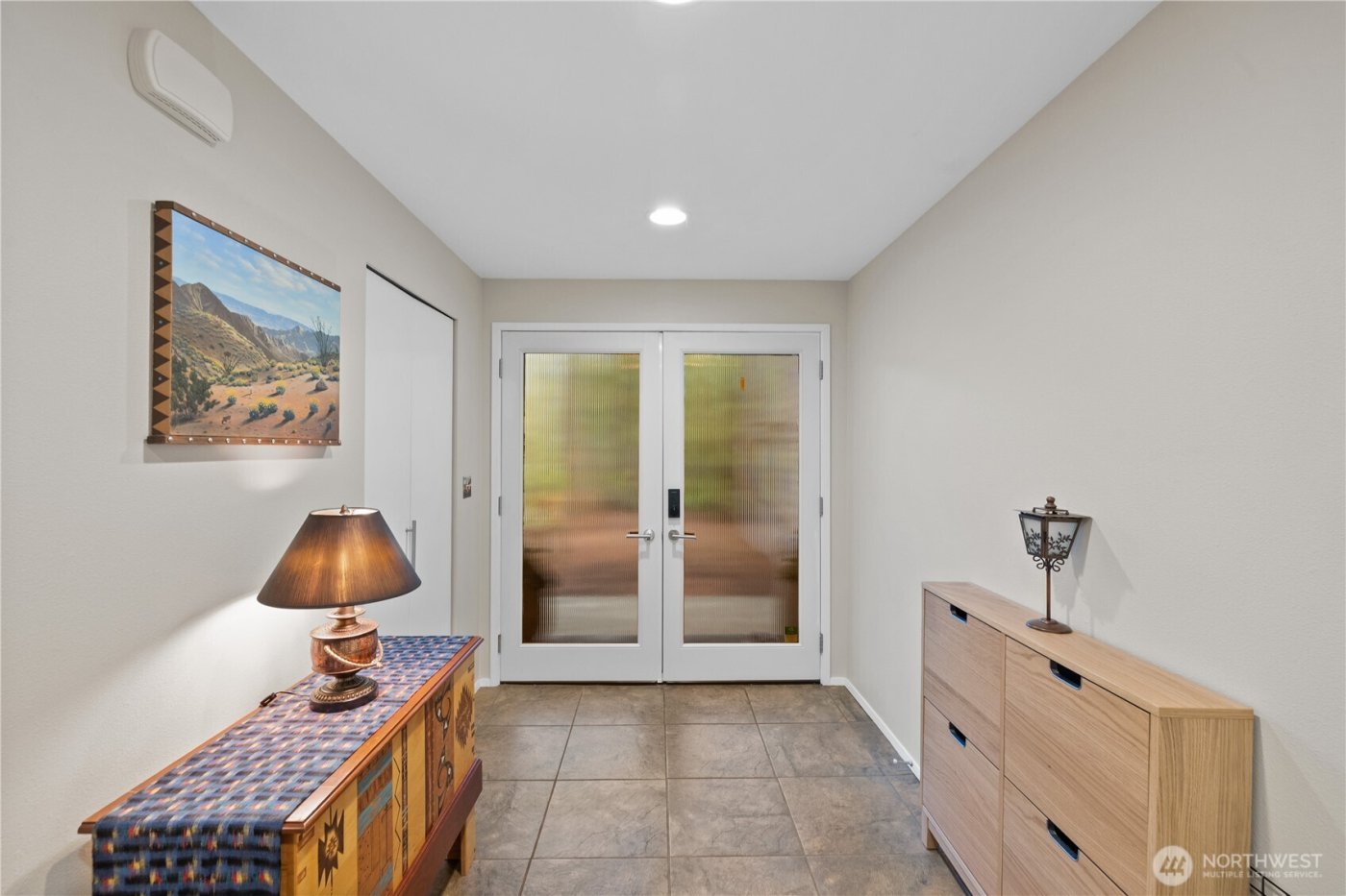 9238 50th Place W, Mukilteo, WA 98275