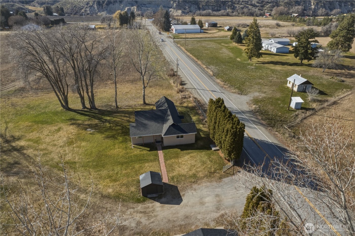 22 Kermel Road , Omak, WA 98841