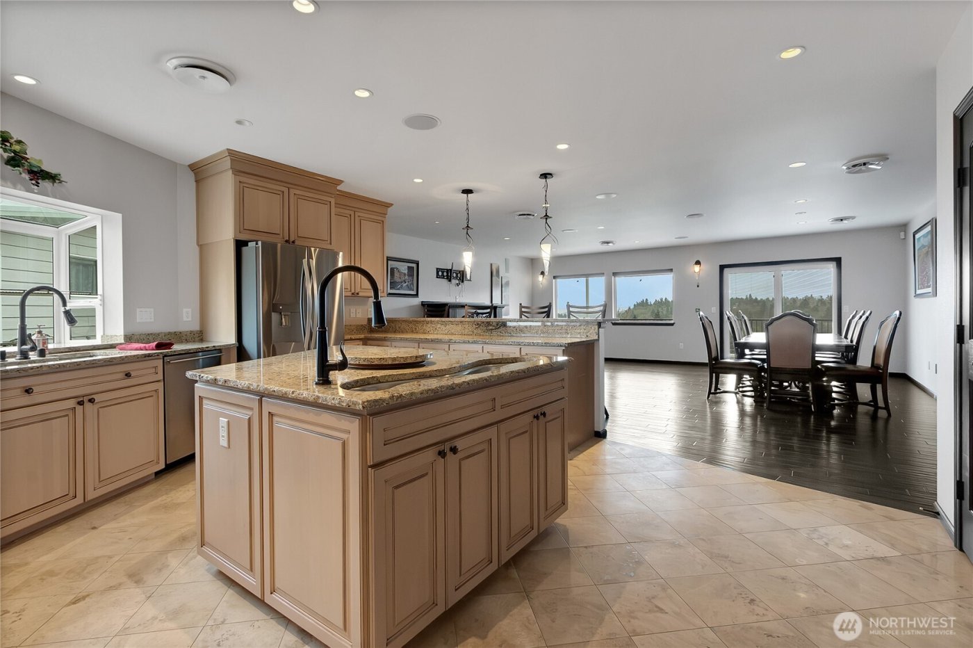 4229 S 252nd Street , Kent, WA 98032