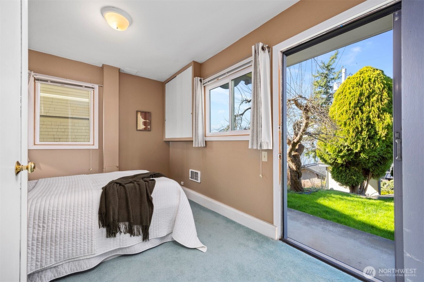 302 S Forest Street , Bellingham, WA 98225