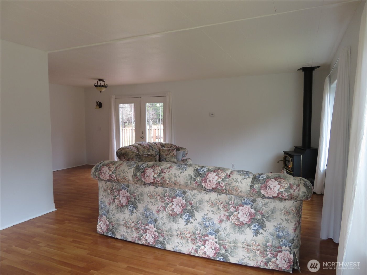 218 Bowes Road , Hoquiam, WA 98550