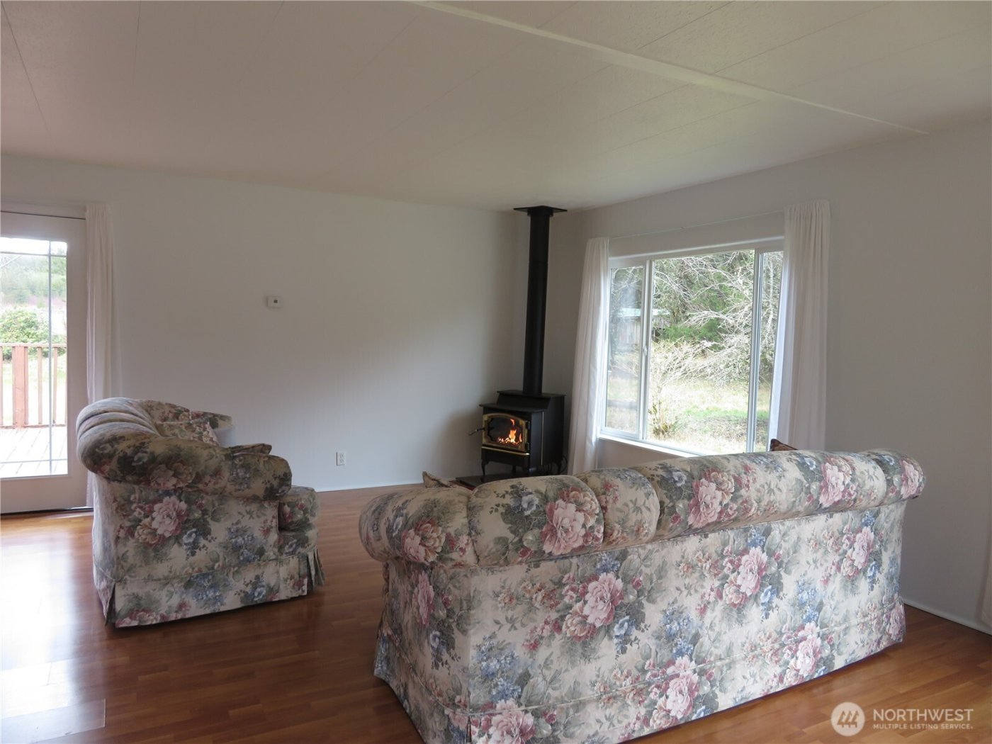 218 Bowes Road , Hoquiam, WA 98550