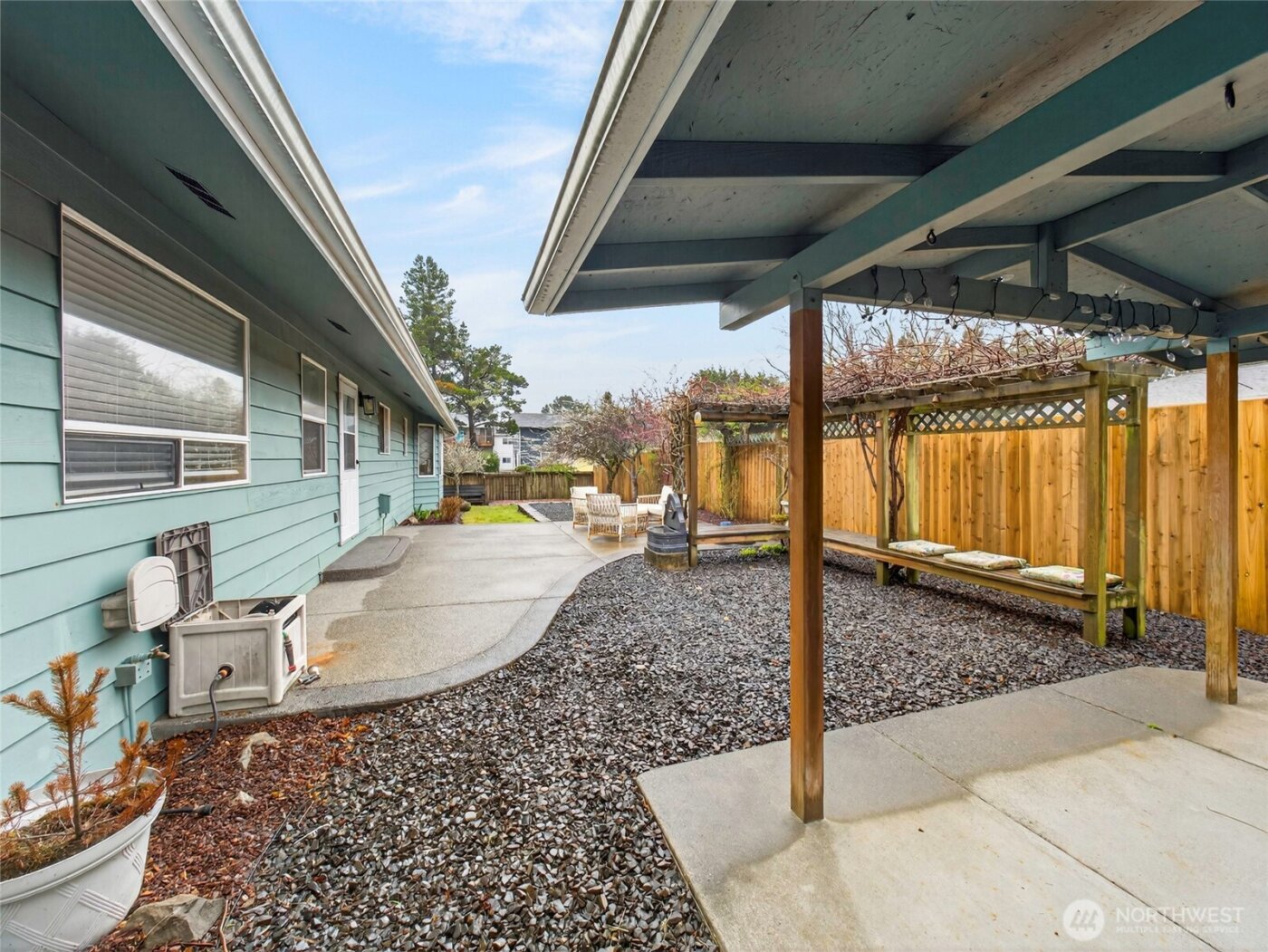 1507 Ocean Beach Boulevard S, Long Beach, WA 98631