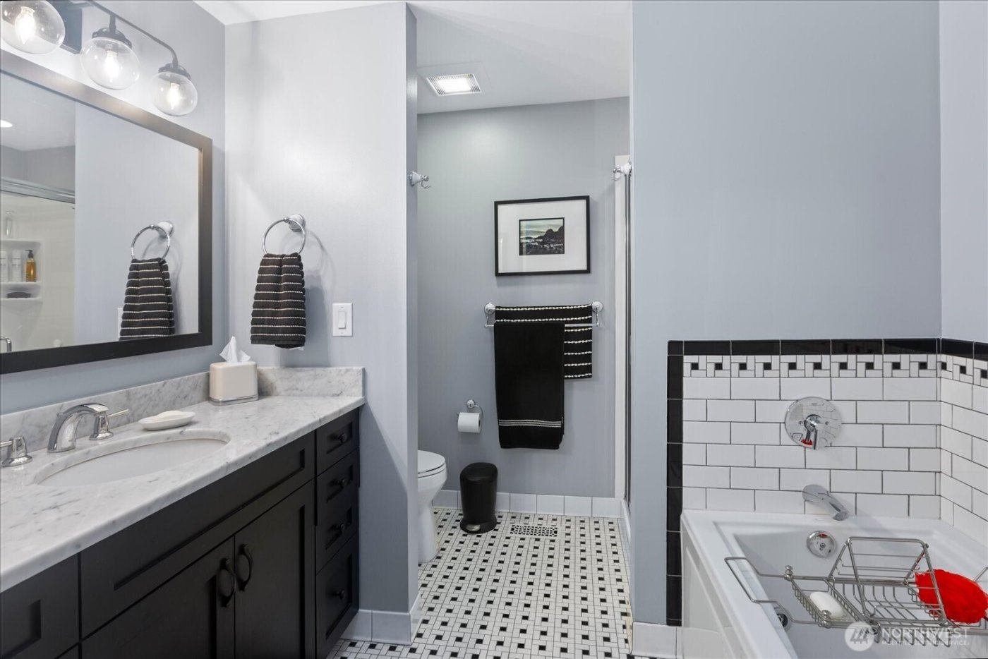 1532 NW 195th Street #1, Shoreline, WA 98177