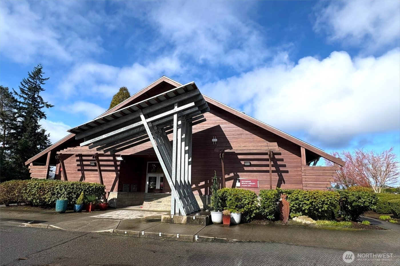 1532 NW 195th Street #1, Shoreline, WA 98177