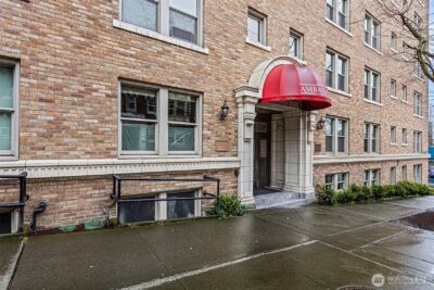 505 E Denny Way #A305, Seattle, WA 98122 - Photo 2