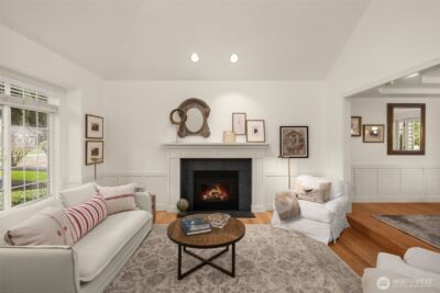 18604 215th Way NE, Woodinville, WA 98077 - Photo 2