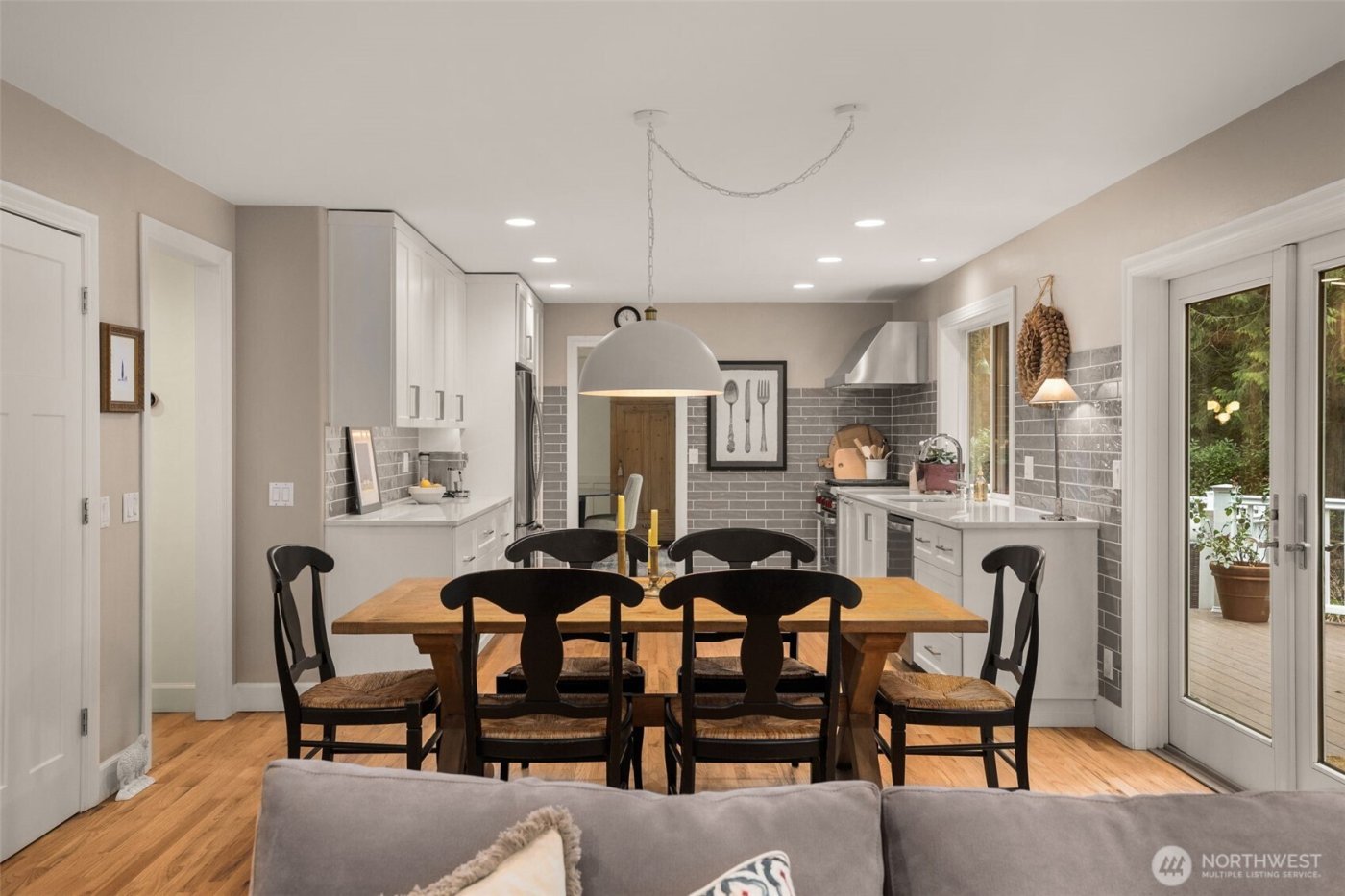 18604 215th Way NE, Woodinville, WA 98077