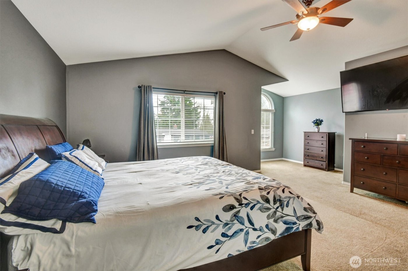 7402 Olympic Drive , Everett, WA 98203