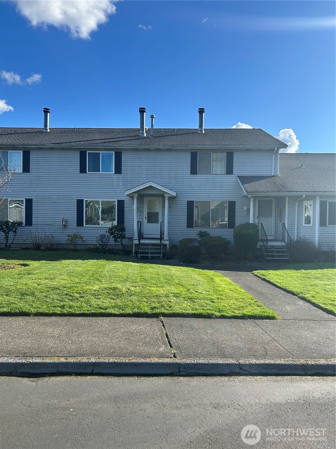 303 S 325th Lane #22D, Federal Way, WA 98003