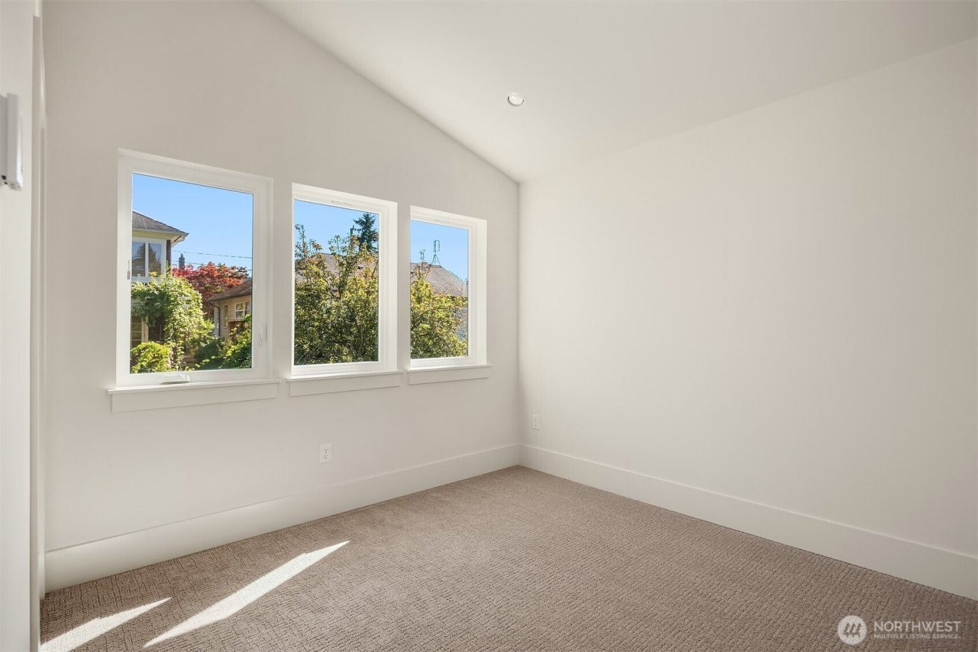 7342 20th Avenue NW, Seattle, WA 98117