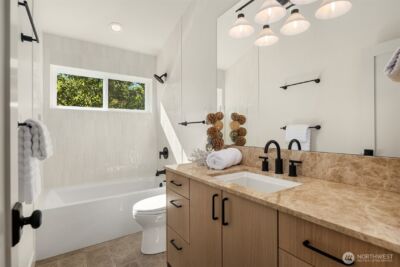 7342 20th Avenue NW, Seattle, WA 98117 - Photo 17